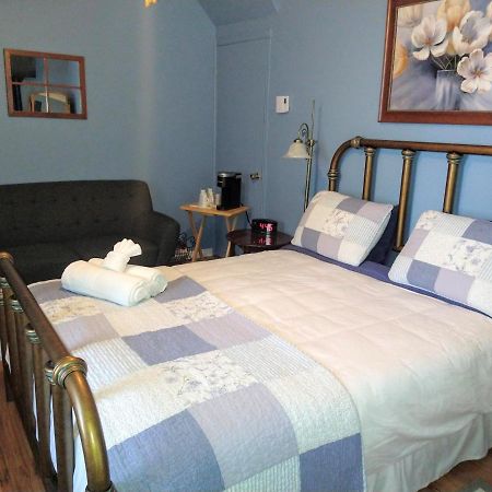 Au Coeur De Magog Bed & Breakfast ภายนอก รูปภาพ