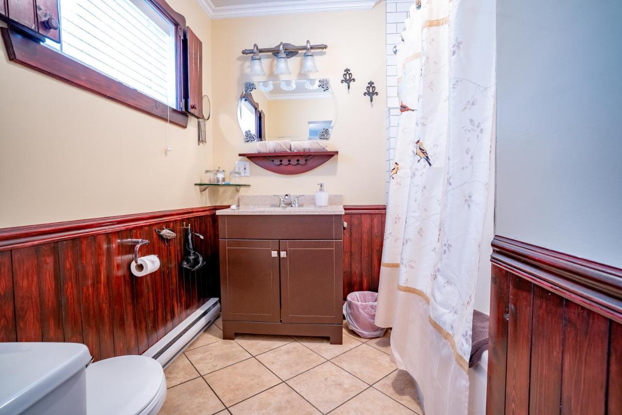 Au Coeur De Magog Bed & Breakfast ภายนอก รูปภาพ