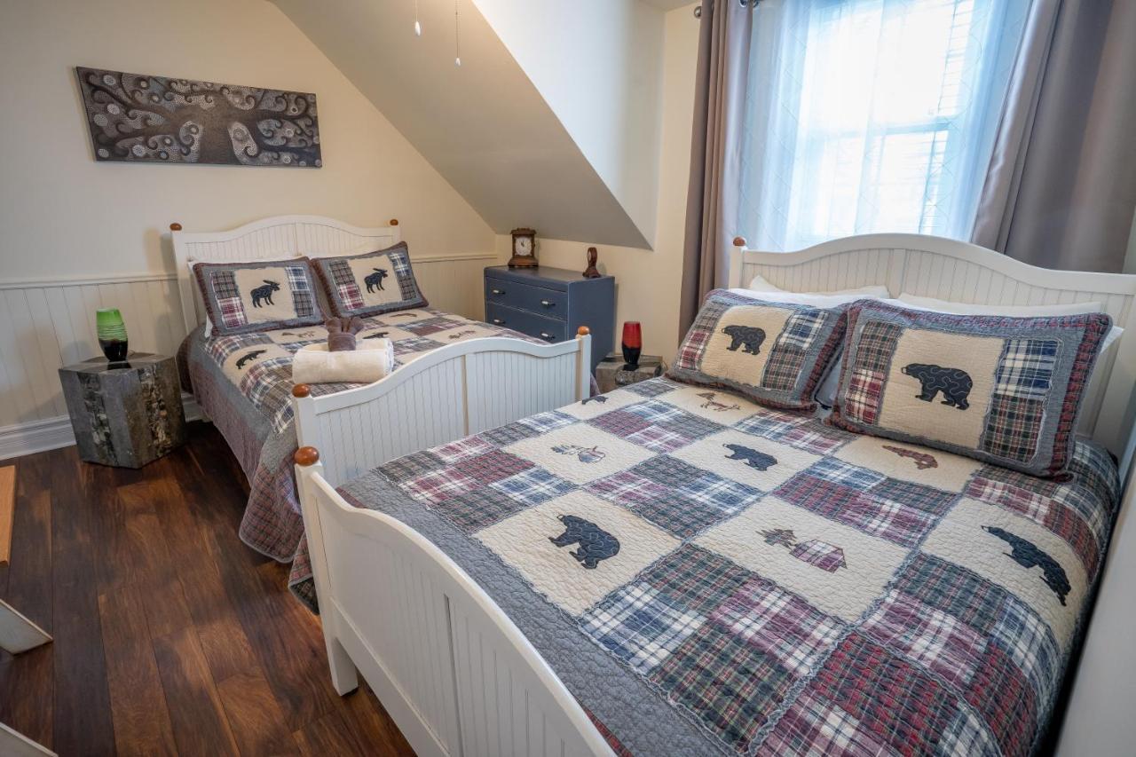 Au Coeur De Magog Bed & Breakfast ภายนอก รูปภาพ
