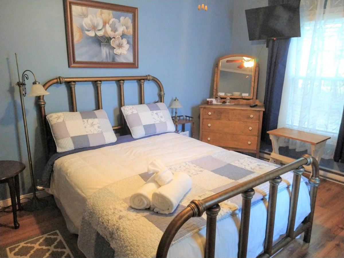 Au Coeur De Magog Bed & Breakfast ภายนอก รูปภาพ