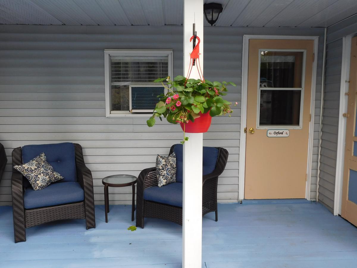 Au Coeur De Magog Bed & Breakfast ภายนอก รูปภาพ
