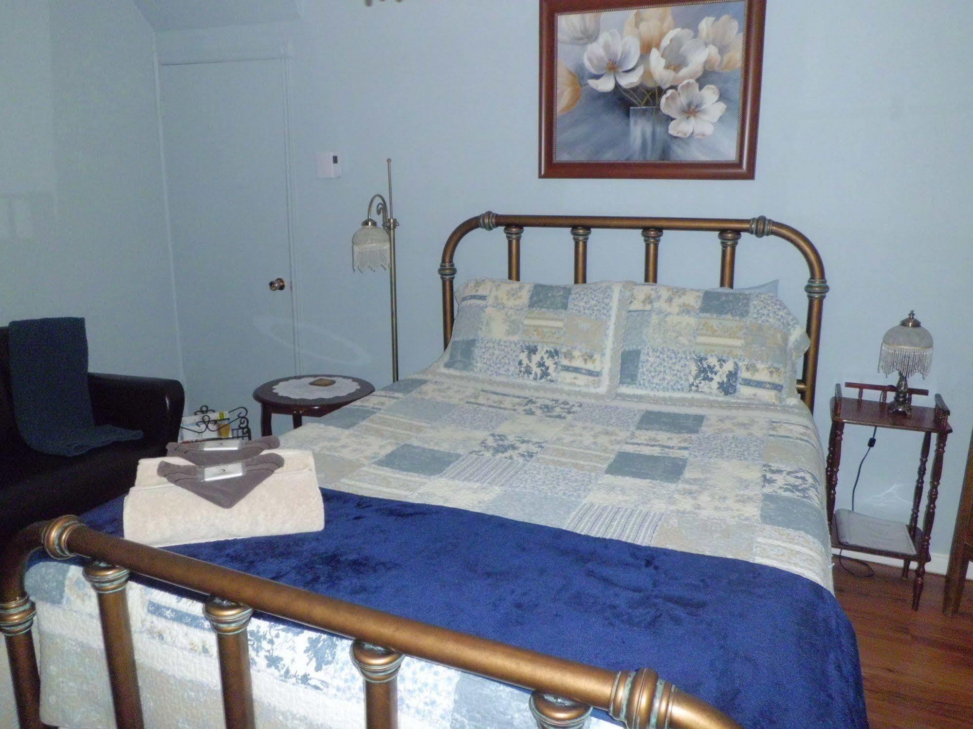 Au Coeur De Magog Bed & Breakfast ภายนอก รูปภาพ