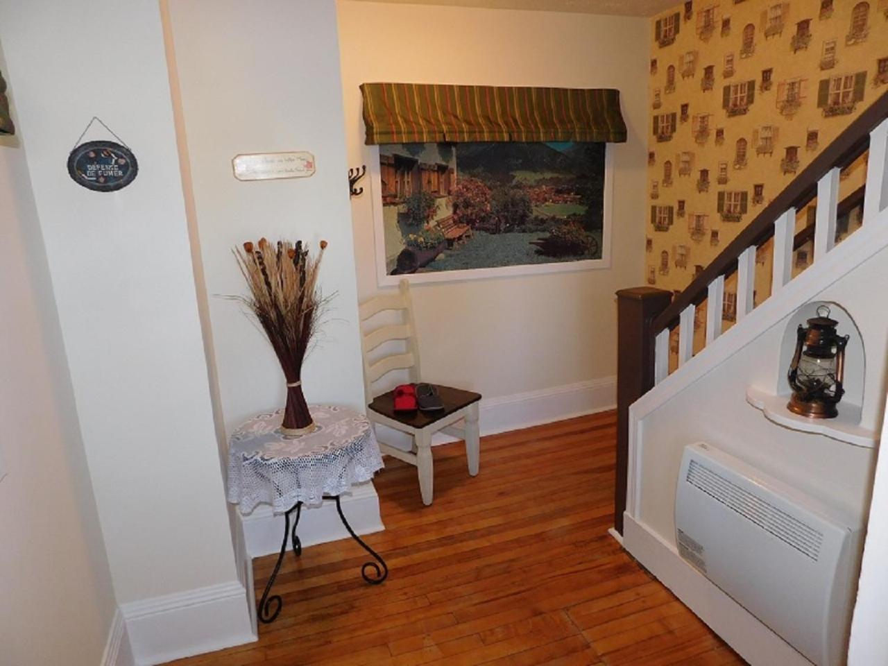 Au Coeur De Magog Bed & Breakfast ภายนอก รูปภาพ