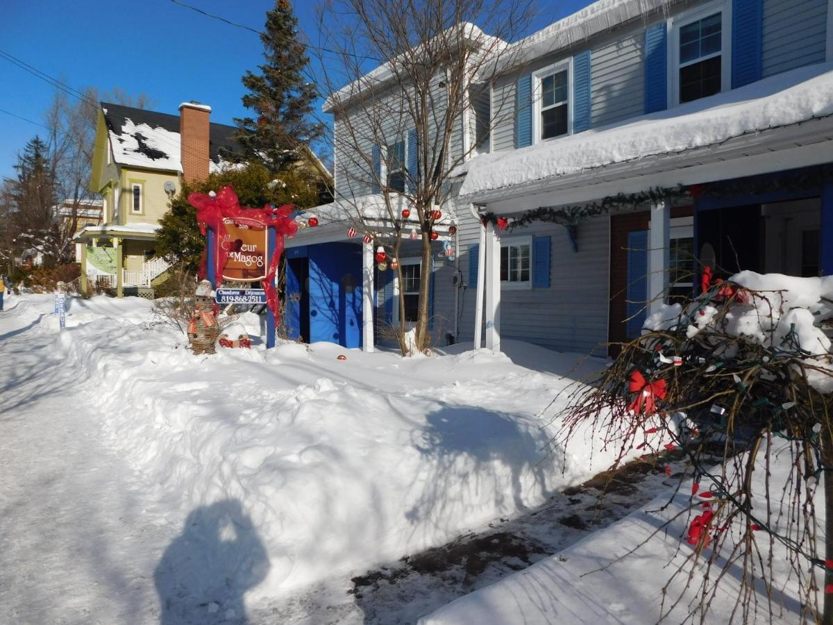 Au Coeur De Magog Bed & Breakfast ภายนอก รูปภาพ